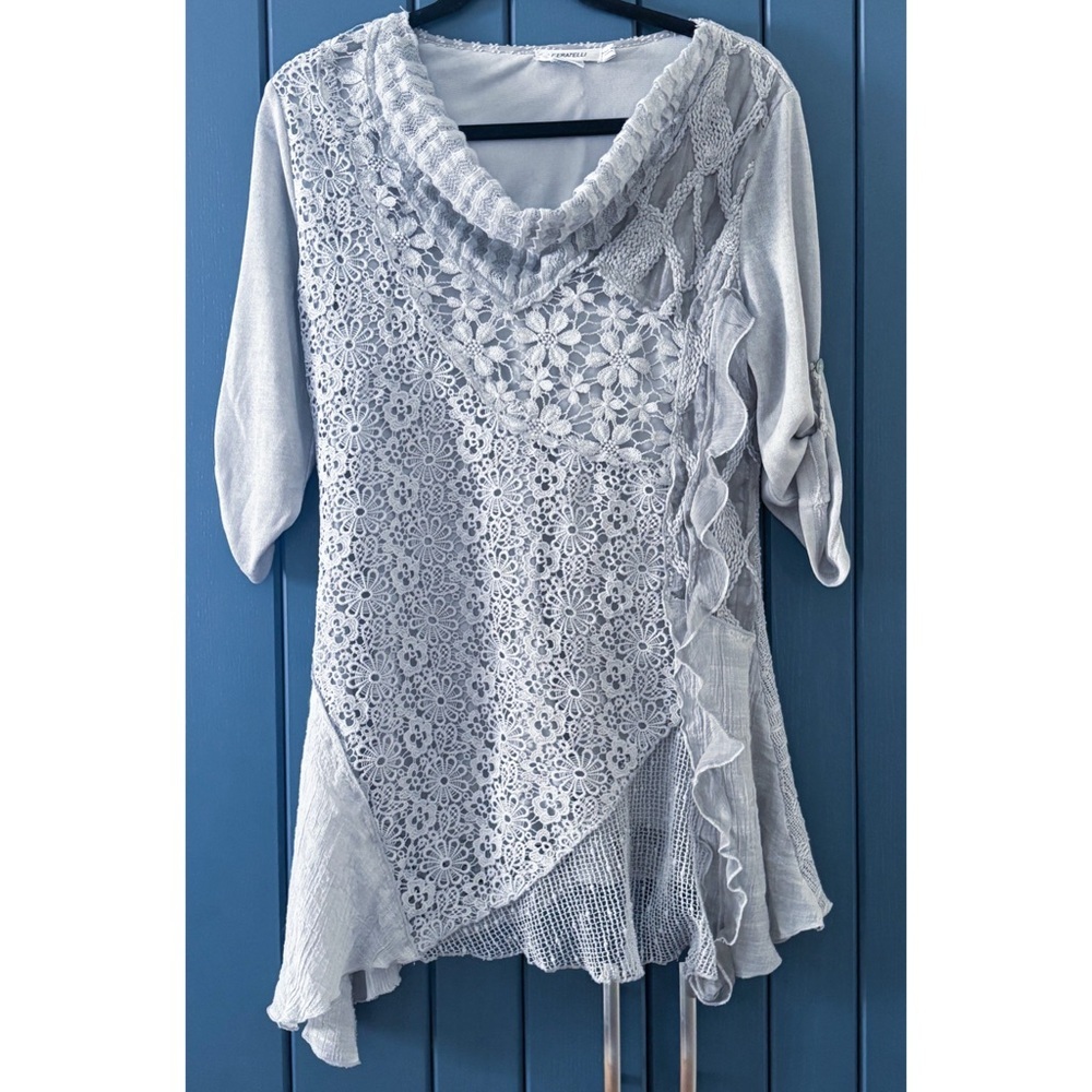 Feratelli Lightweight Light Gray Floral Lace Tunic Sweater Sz Small Whimsigoth